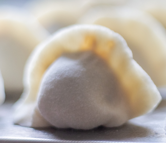 What should I do if the dumplings made by the dumpling machine have a high damage rate?