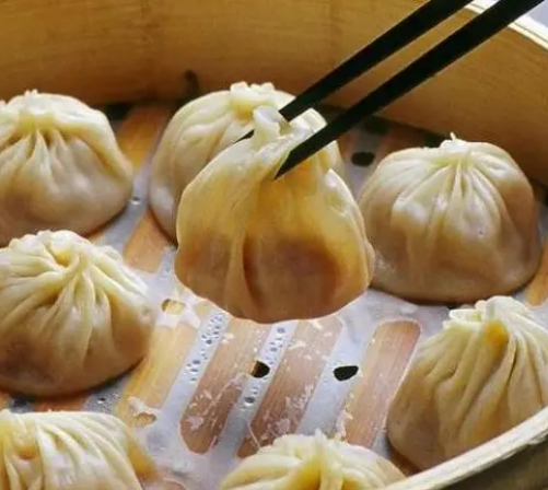 What kind of steamed bun machine can make soup dumplings?